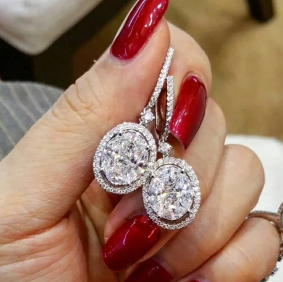 New Silver Oval Drop Earrings - Picture 2 of 3